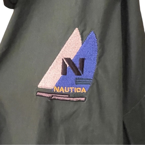 Vintage 90s Nautica Forest Green Windbreaker / Raincoat w fold up hood- Size XL - Picture 3 of 13